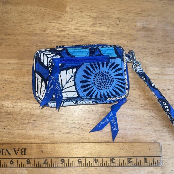 Vera Bradley Handbags - Vera Bradley Wristlet /Blue Bayou